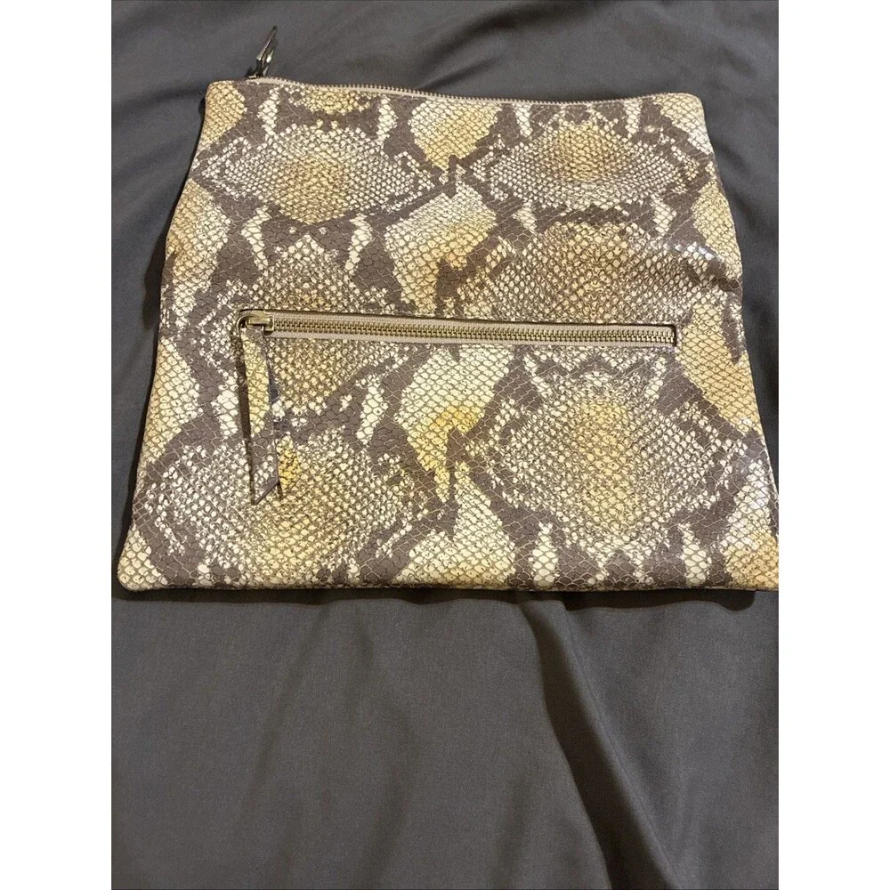 Kelly Wynne Tan Cream Snake Leather Clutch Bag